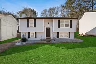 5268 Kinsdale Ln, Stone Mountain, GA 30088 - Photo 1