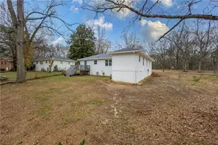 60 W Williams St, Winder, GA 30680 - Photo 33