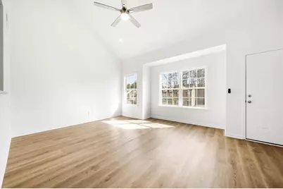 5380 Oakley Commons Boulevard, Union City, GA 30291 - Photo 7