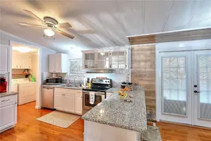 111 Riverplace Ct, Eatonton, GA 31024 - Photo 7