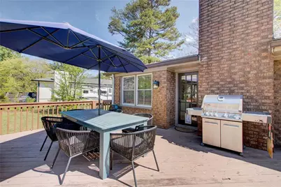 3911 Catalina Drive, Marietta, GA 30066 - Photo 11