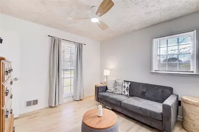 3911 Catalina Drive, Marietta, GA 30066 - Photo 19