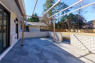 7330 Hunters Branch Dr NE, Sandy Springs, GA 30328 - Photo 43