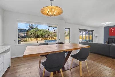 7330 Hunters Branch Drive NE, Sandy Springs, GA 30328 - Photo 11