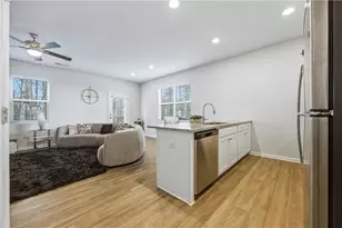 3175 Meadowstone Ln SW, Atlanta, GA 30331 - Photo 3