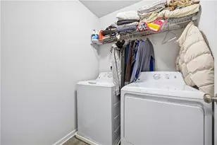 3175 Meadowstone Ln SW, Atlanta, GA 30331 - Photo 19