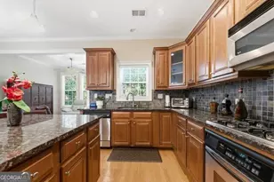 1168 Arbor Park Ln SW, Atlanta, GA 30311 - Photo 3