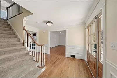 5368 Trowbridge Drive, Dunwoody, GA 30338 - Photo 5