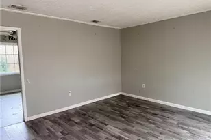 8 Westgate Park Dr, Newnan, GA 30263 - Photo 3