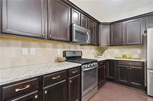 6088 Holly Pk Ln SE, Mableton, GA 30126 - Photo 11