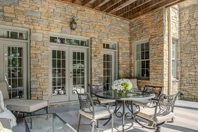 1005 Heards Ferry Road, Sandy Springs, GA 30328 - Photo 29