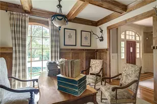 1005 Heards Ferry Rd, Sandy Springs, GA 30328 - Photo 13