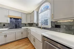 7110 Amberleigh Way, Johns Creek, GA 30097 - Photo 19