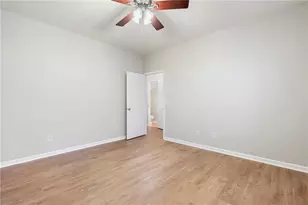 5106 Manerdale Dr SE, Atlanta, GA 30339 - Photo 5
