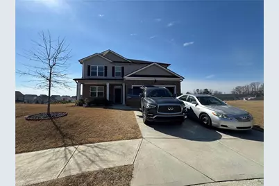 573 Chelan Ct, Hoschton, GA 30548 - Photo 1