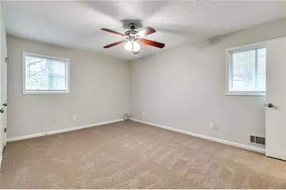 5900 Simone Drive, Stone Mountain, GA 30087 - Photo 19