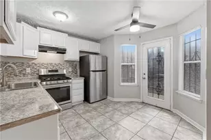 5335 Forest Downs Ln, South Fulton, GA 30349 - Photo 7