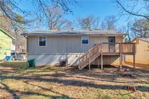 2278 Cherokee Valley Cir, Lithonia, GA 30058 - Photo 5