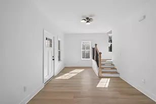 1046 Mayson Turner Rd NW, Atlanta, GA 30314 - Photo 15