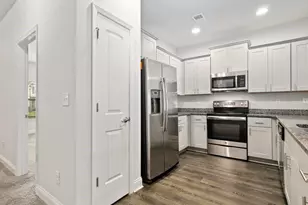 2202 Miranda Dr, Morrow, GA 30260 - Photo 5