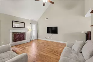 107 Grove Park Dr, Carrollton, GA 30117 - Photo 5