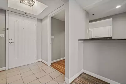 2870 Pharr Court NW #1806, Atlanta, GA 30305 - Photo 3