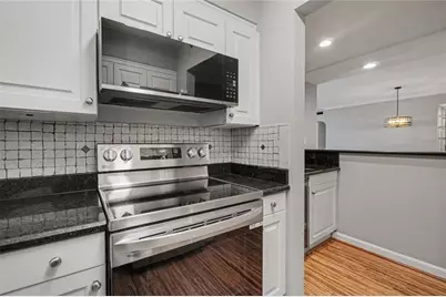 2870 Pharr Court NW #1806, Atlanta, GA 30305 - Photo 13