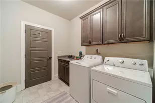 4021 Highland Pk Wy, Statham, GA 30666 - Photo 33