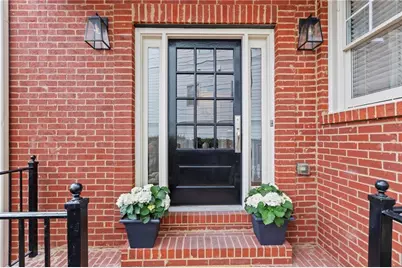 2136 Parkview Lane NW, Atlanta, GA 30318 - Photo 3