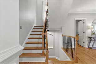 2136 Parkview Ln NW, Atlanta, GA 30318 - Photo 17