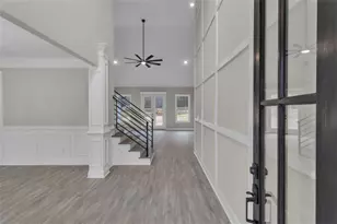 8257 Greenview Dr, Jonesboro, GA 30236 - Photo 9