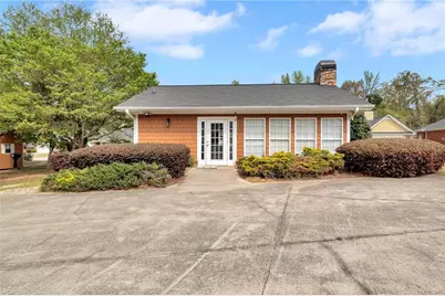 2560 Rosehill Circle, Lithia Springs, GA 30122 - Photo 29