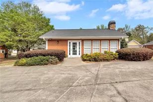 2560 Rosehill Cir, Lithia Springs, GA 30122 - Photo 29