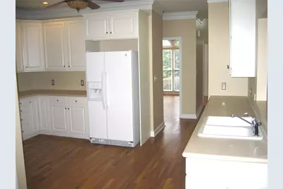 1074 Pine Grove Avenue NE, Brookhaven, GA 30319 - Photo 5