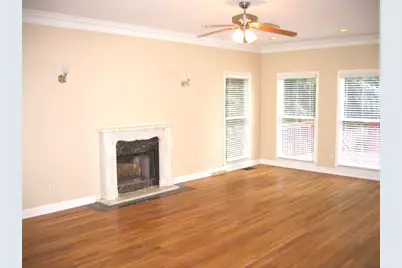 1074 Pine Grove Avenue NE, Brookhaven, GA 30319 - Photo 7