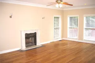 1074 Pine Grove Ave NE, Brookhaven, GA 30319 - Photo 7