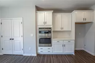 4406 Buttonwood Ln, Lilburn, GA 30047 - Photo 13