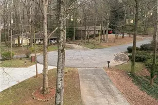 1695 Pitty Pat Ct SW, Lilburn, GA 30047 - Photo 19