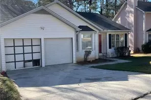 4795 Wyndam Dr, Stone Mountain, GA 30088 - Photo 5