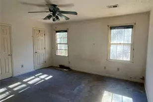 4795 Wyndam Dr, Stone Mountain, GA 30088 - Photo 11