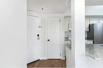 1 Biscayne Drive #304, Atlanta, GA 30309 - Photo 5