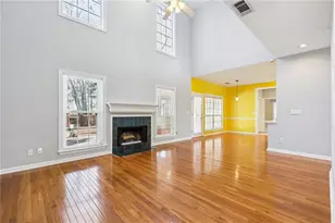 2660 Peregrine Ct, Suwanee, GA 30024 - Photo 7