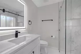 1427 Lorenzo Dr SW, Atlanta, GA 30310 - Photo 15