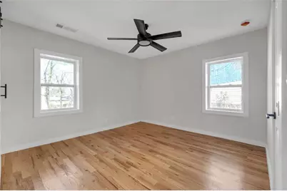 1427 Lorenzo Drive SW, Atlanta, GA 30310 - Photo 13