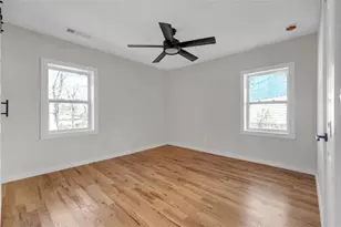 1427 Lorenzo Dr SW, Atlanta, GA 30310 - Photo 13