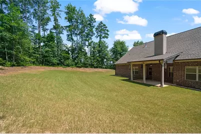 902 Edgewater Drive, Loganville, GA 30052 - Photo 41