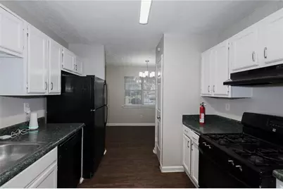 7215 Crestside Drive, Austell, GA 30168 - Photo 5