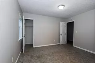 7215 Crestside Dr, Austell, GA 30168 - Photo 11