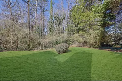 2928 Tall Pines Way NE, Atlanta, GA 30345 - Photo 43