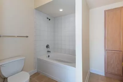 3777 Peachtree Road NE #1007, Atlanta, GA 30319 - Photo 17